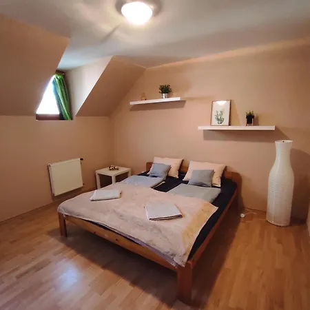 Apartamento Tina *